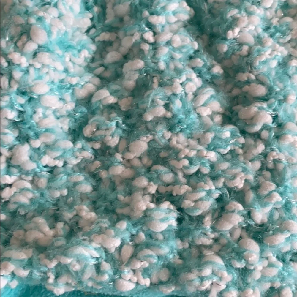 Pom Pom hat. Great condition.